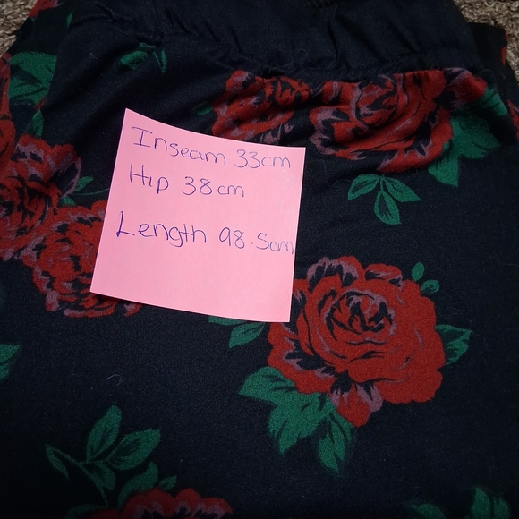 Floral Pants - Picture 3 of 4